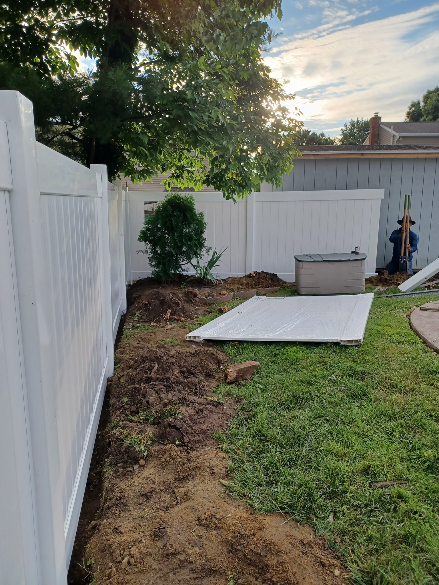 Gutter Cleaning & Yard Cleanup